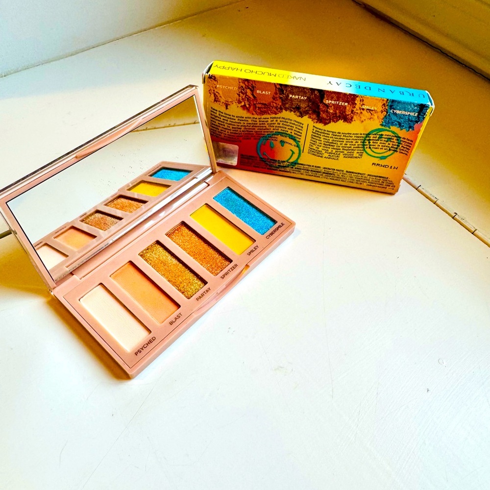 Urban Decay - Vibrant Multi-Color Naked x Smiley Mini Eyeshadow Palette NIB